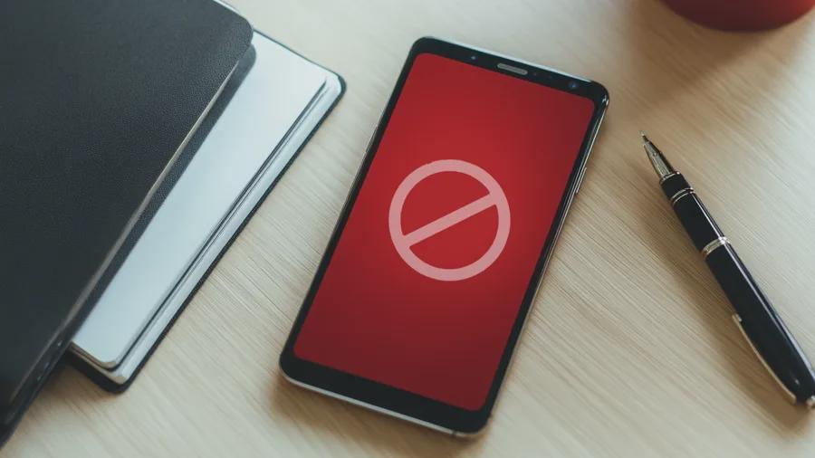 上海知名主持人分享经历;疑似遭遇新型手机骗局;公众需提升网络安全意识。 IT技术 上海知名主持人分享经历;疑似遭遇新型手机骗局;公众需提升网络安全意识。 IT技术