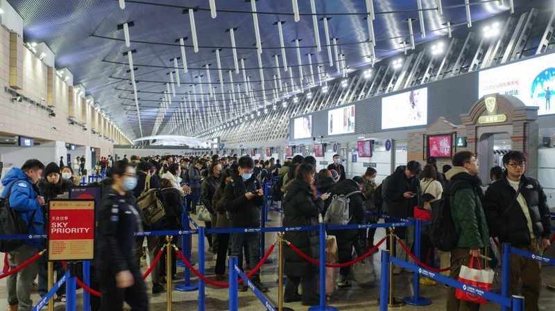 数据洞察:深圳机场边检如何精准应对广交会入境客流高峰 新闻