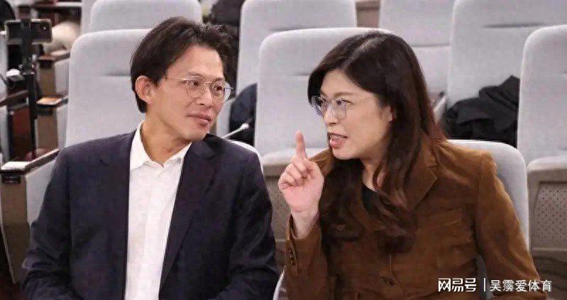  从君子之争到整合协同：蓝白合作机制深度剖析与启示 新闻